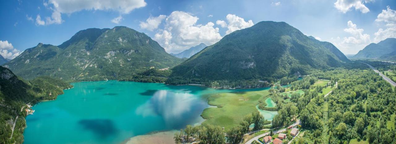 Отель Camping Lago 3 Comuni Alesso Экстерьер фото