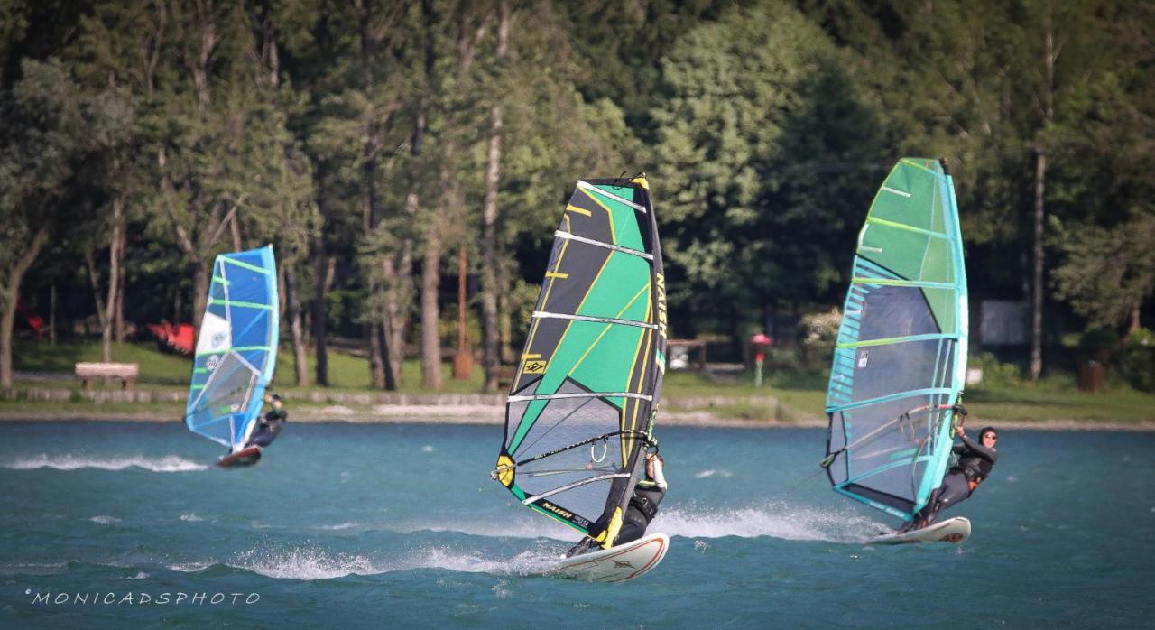 Отель Camping Lago 3 Comuni Alesso Экстерьер фото